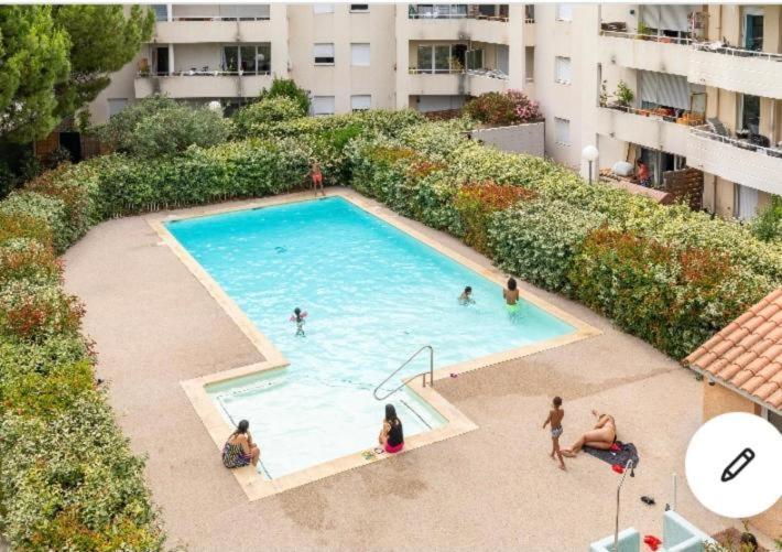 דירות מונפלייה Joli T2/ Tram/ Clim/ Parking/ Wifi/ Piscine מראה חיצוני תמונה